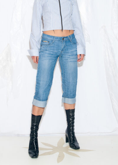 Vintage Y2K Low Rise Capri Jeans in Blue