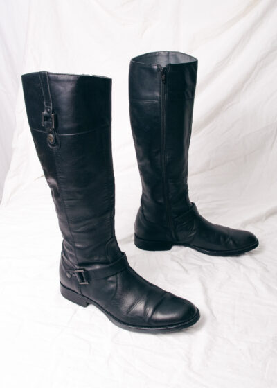 Vintage Y2K Leather Riding Boots in Black