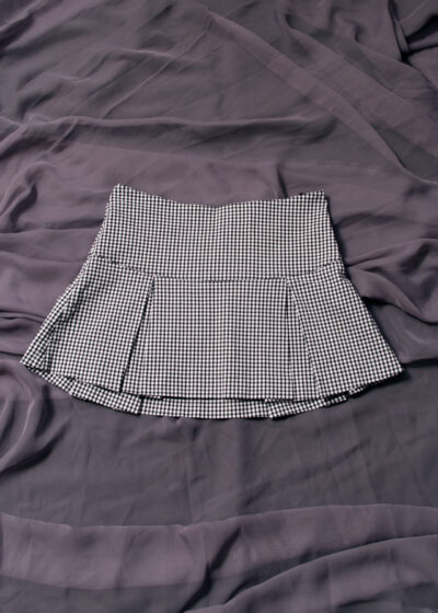 Vintage Y2K Gingham Mini Skirt in Black and White