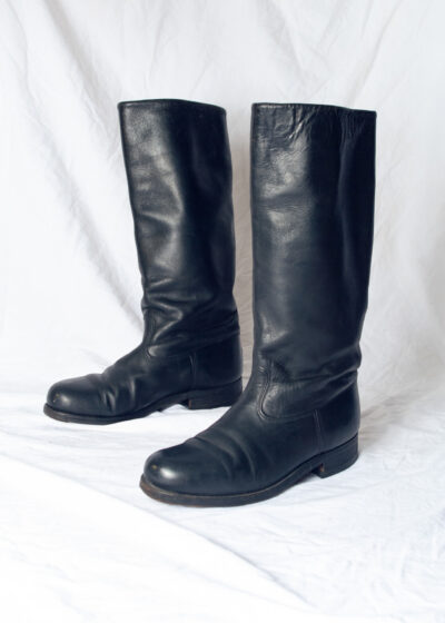 Vintage 40s Pull On Leather Riding Boots in Black