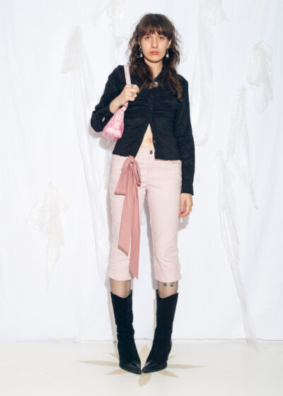 Vintage Y2K Capri Jeans in Pastel Pink w Bow