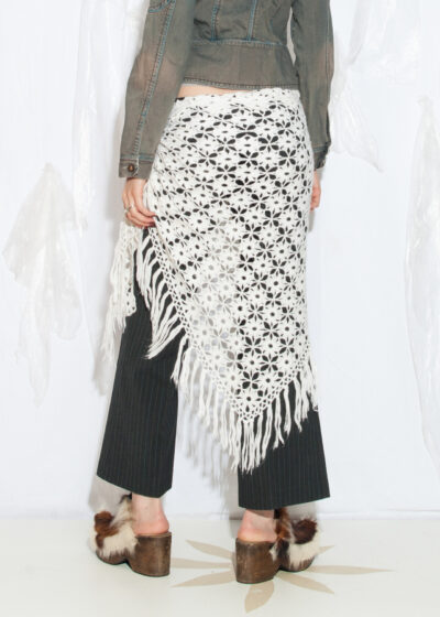 Vintage 70s Crochet Scarf in White Lace