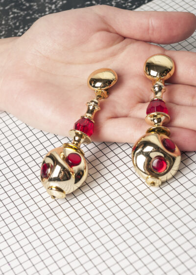 Vintage earrings 80s golden statement faux ruby clip-ons