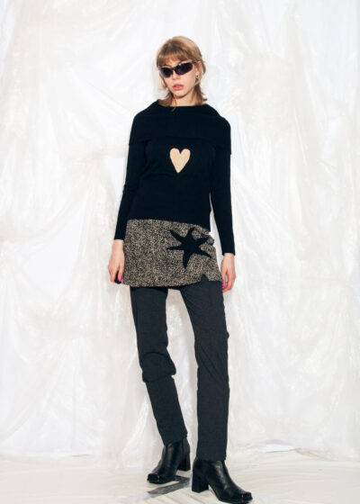Vintage Y2K Knit Jumper in Black w Reworked Heart Patch