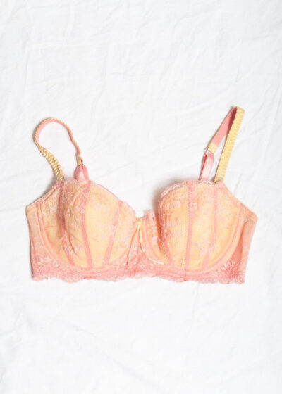 Vintage Y2K Elle Macpherson Lace Bra in Yellow and Pink