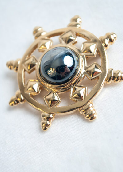Vintage 90s Golden Sailor Brooch