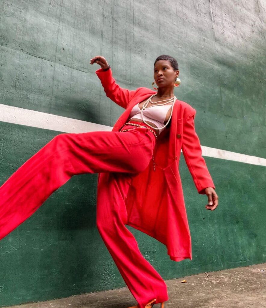 Photo of a person wearing a fall vintage outfit.