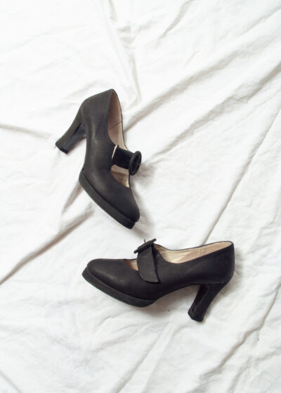 Designer Vintage 90s Leather Platform Witch Shoes in Black