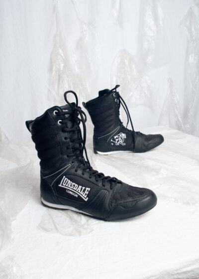 Vintage Y2K Lonsdale Leather Boxing Boots in Black